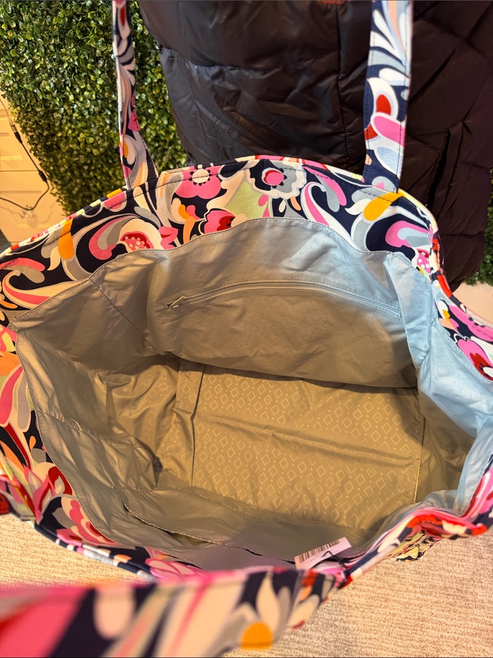 NWT Vera Bradley mod paisley grand tote 2.0 - Picture 3 of 5